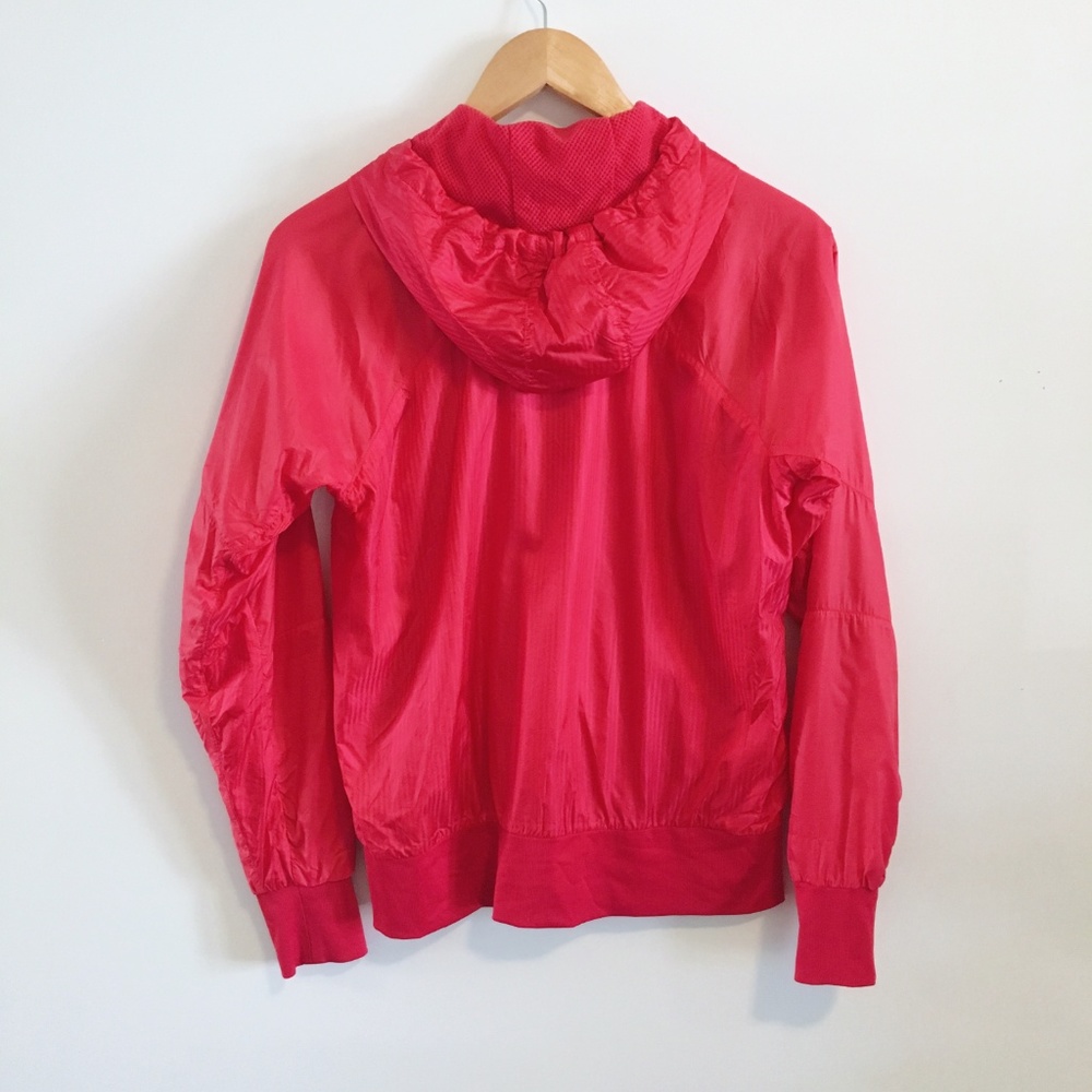 🌈Nike Training Running Jacket - size Small - Picture 3 of 4